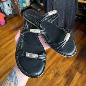Universal Thread Black Women's Sandals